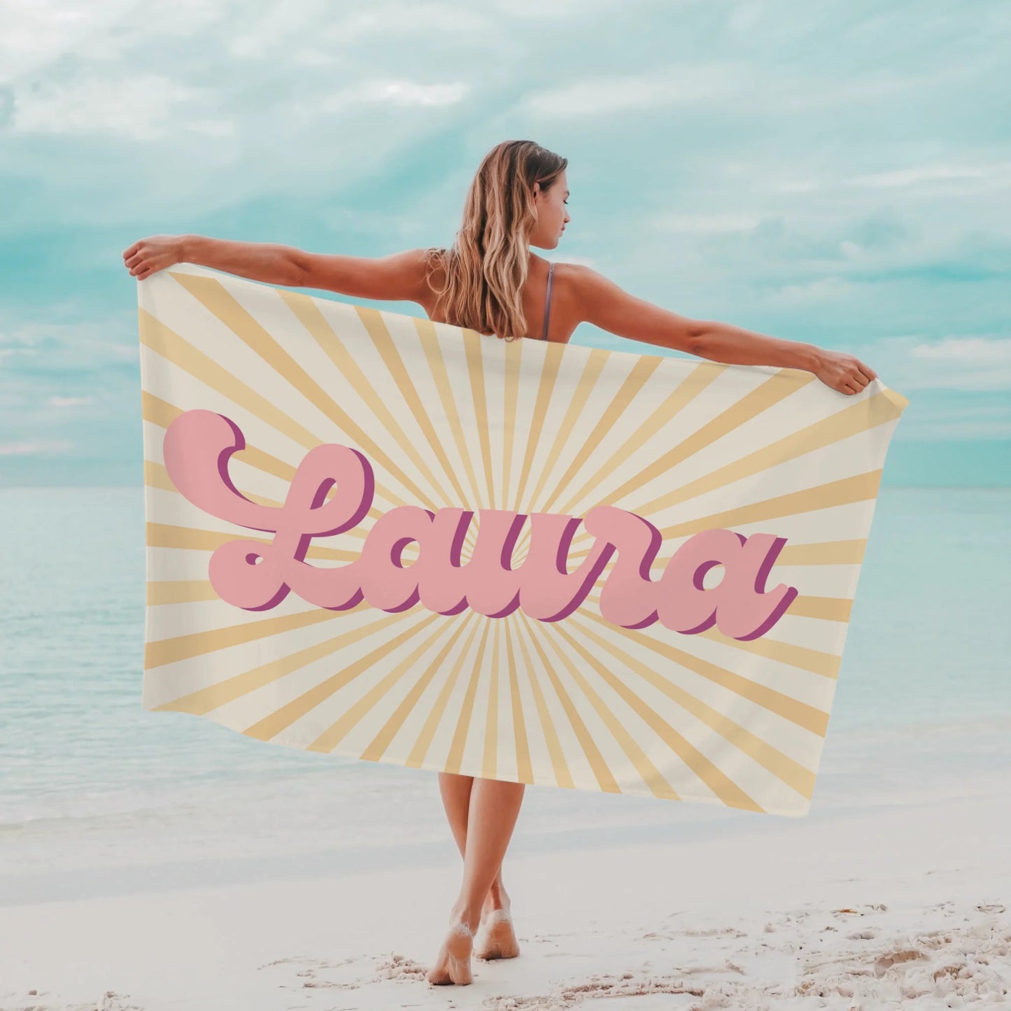 Strandtuch personalisiert mit Namen im Retro - Stil - LeinwandGlück