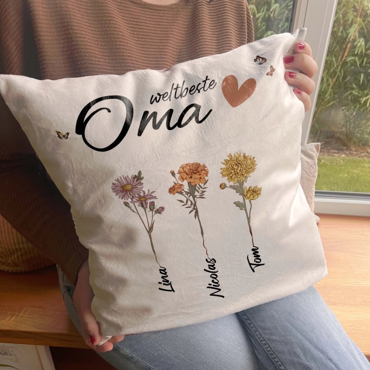 Personalisiertes Kissen - "Weltbeste Uroma | Uromas Garten mit Blumen" - LeinwandGlück