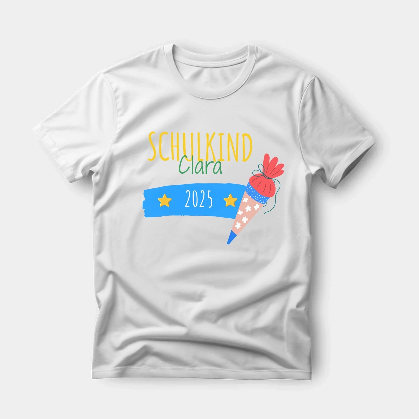 Schulkind T-Shirt mit Namen - LeinwandGlück