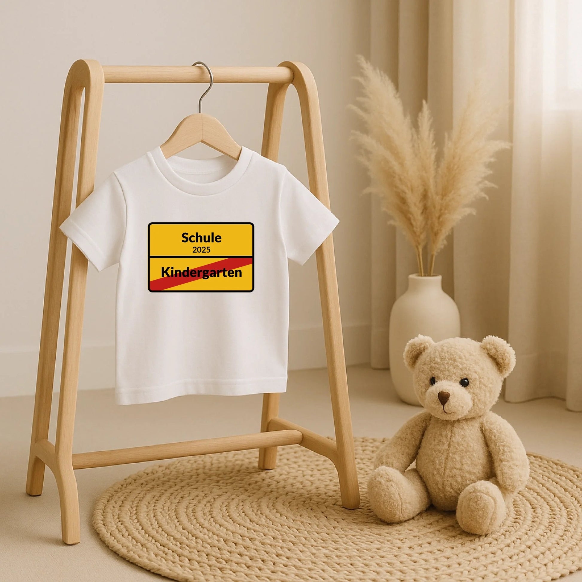 Schulkind T-Shirt Ortsschild - LeinwandGlück